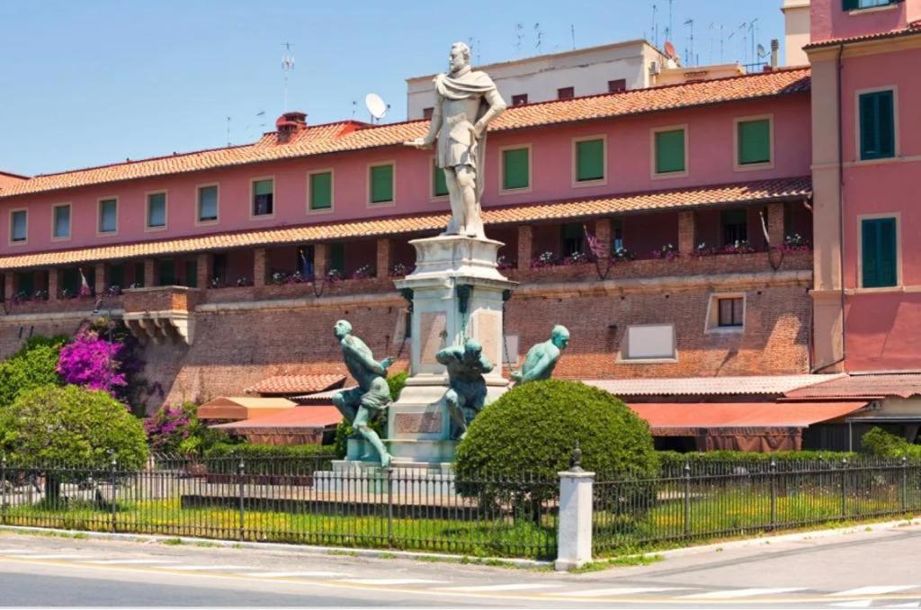 Romeo Apartment Livorno Eksteriør billede